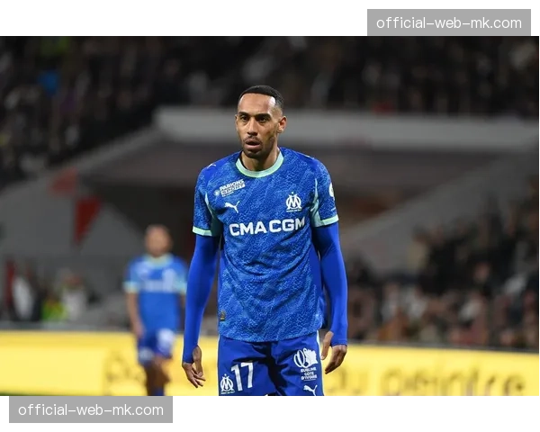 马赛36岁奥巴梅扬训练冲刺达36.2km-h，晒出个人成绩